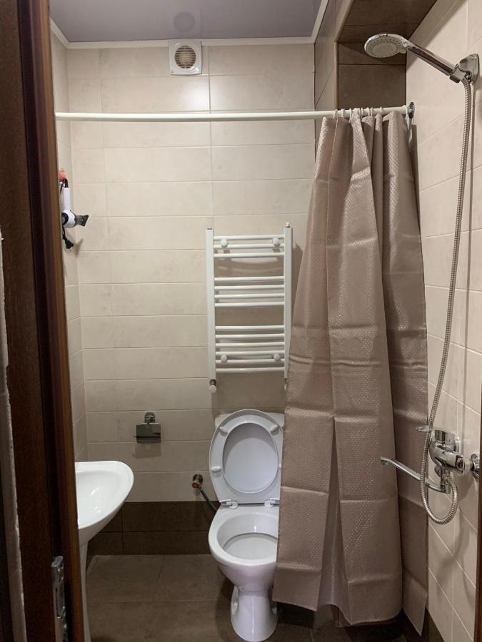 Oda ve Kahvaltı Art Hole